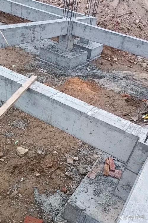 浇筑下的挺拔 写给地基上的未来承诺
